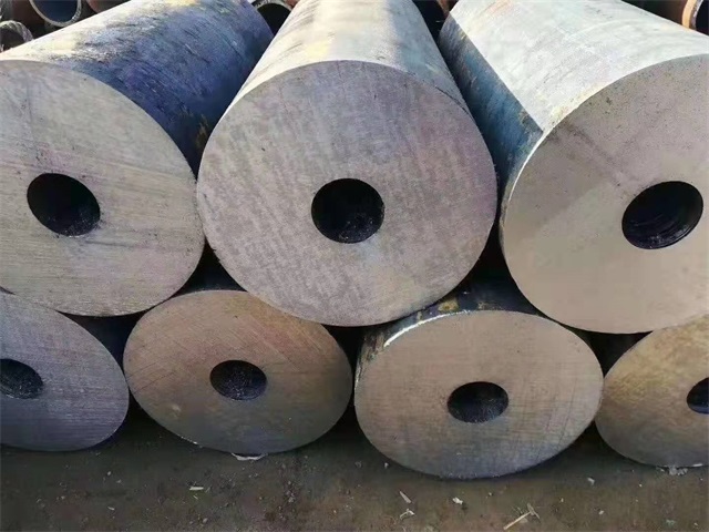 三亚厚壁热轧无缝钢管
